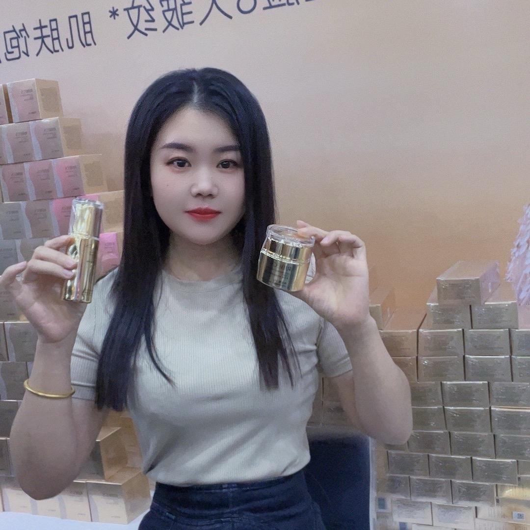 素妍.皮肤管理中心官方号