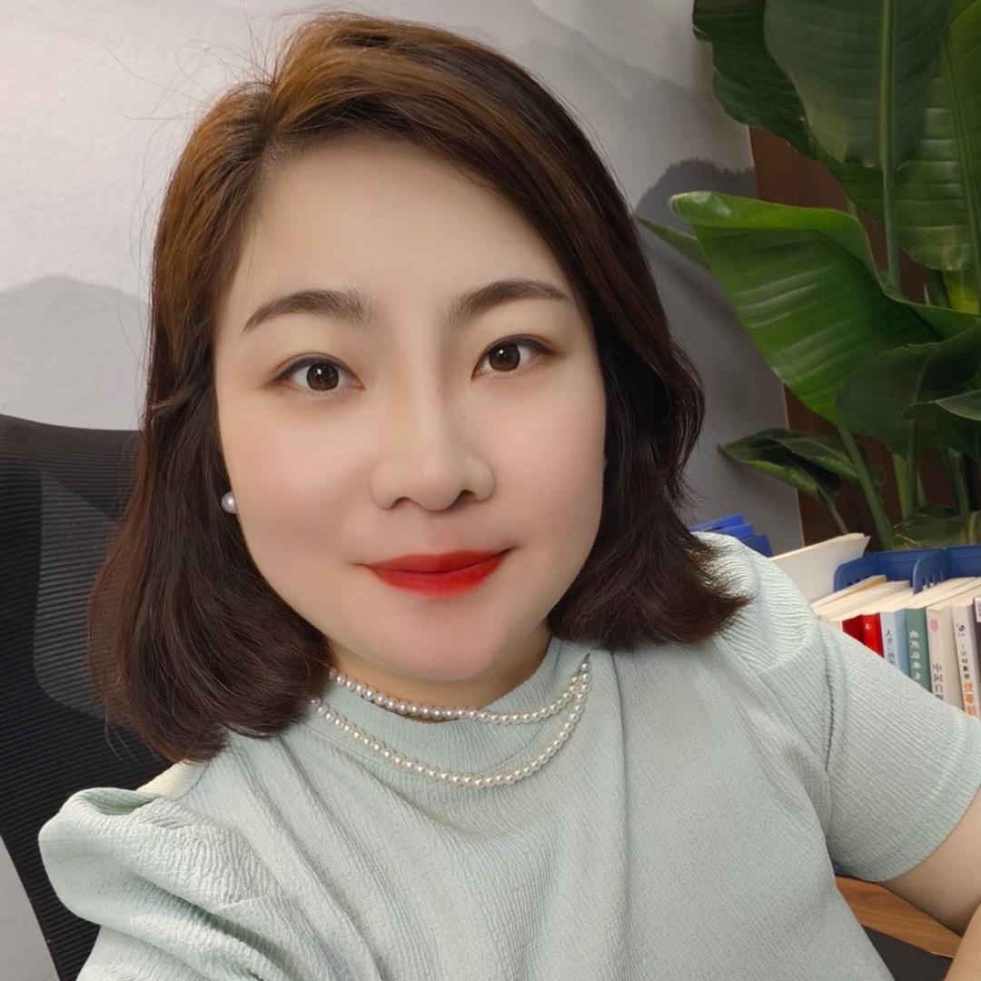 融资规划师黄小妹