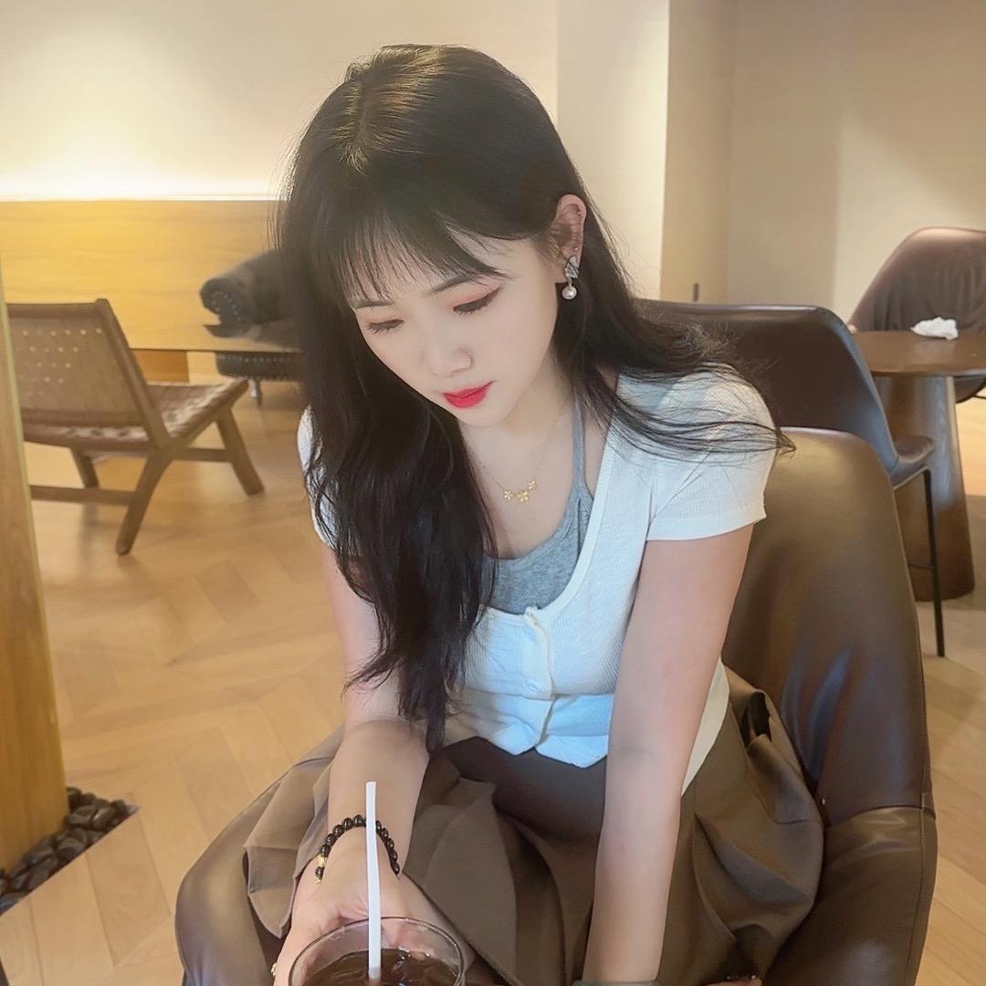 💋许 小姐 🌺