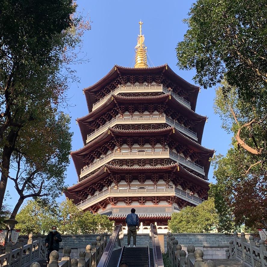 尘世戏子