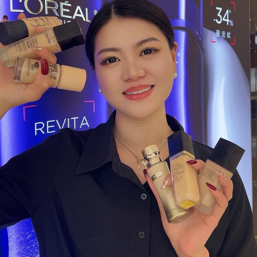 万达柜台龙龙美妆直播