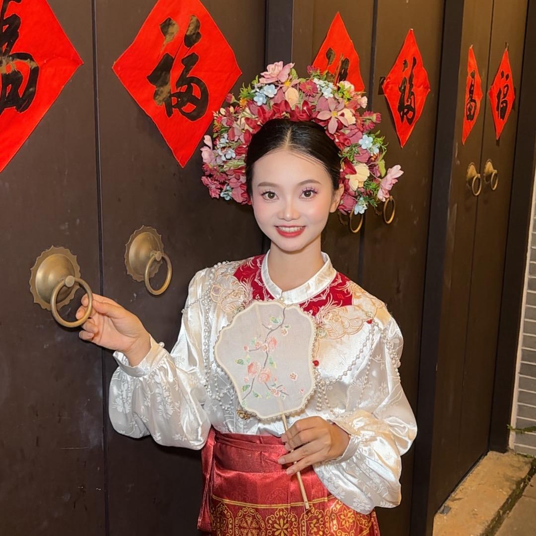 叶子探店