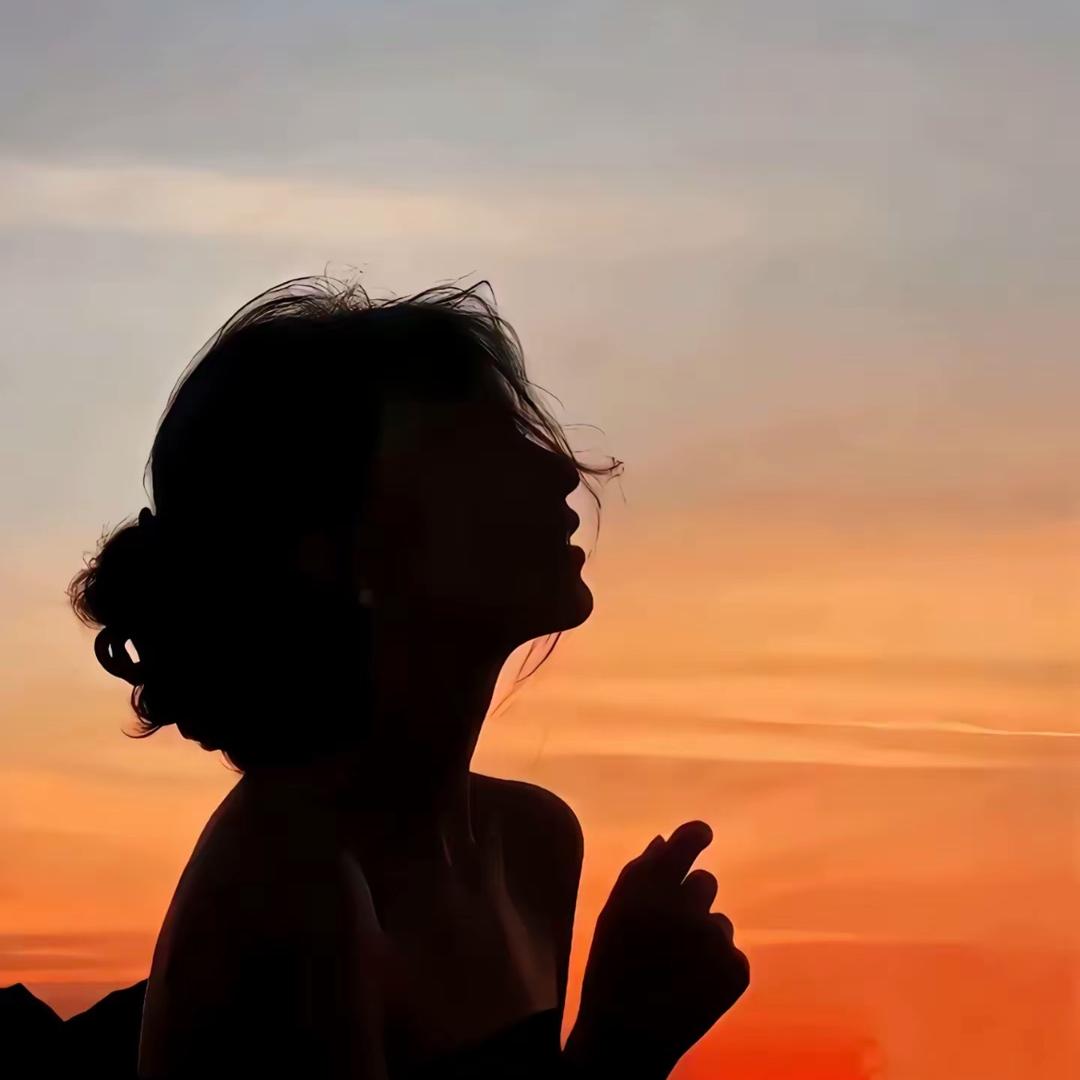小四月。