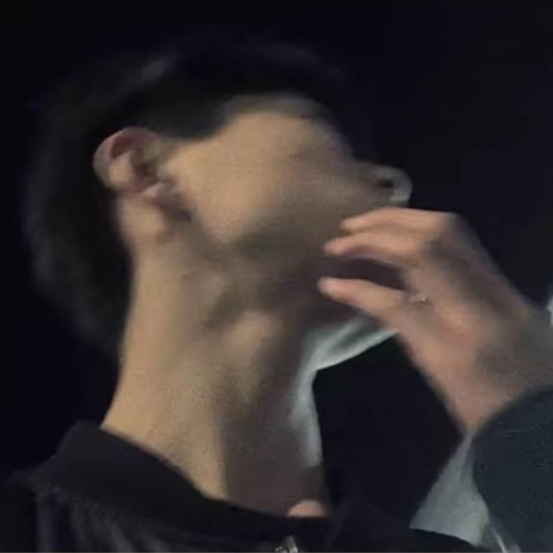 -辉-