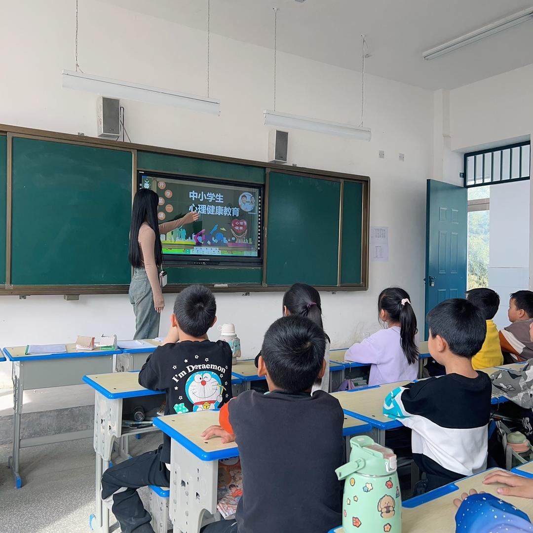 小彭友老师