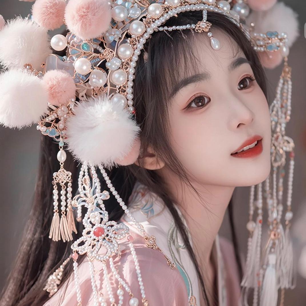 🧚🏻‍♂️