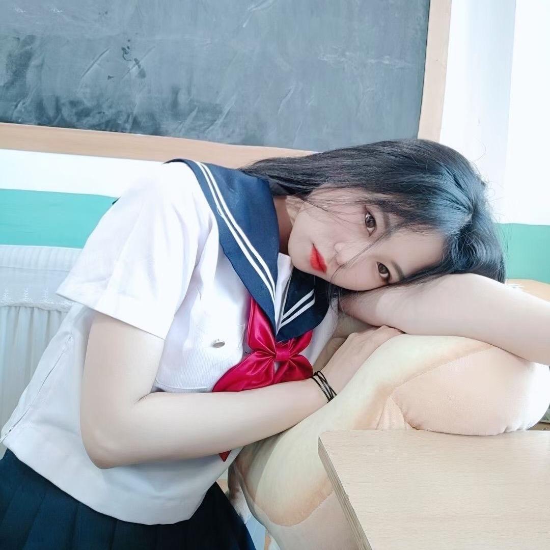 傅泓