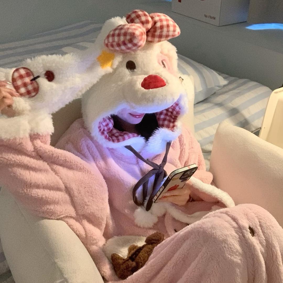 悦己暖居服饰-小小（2号店）