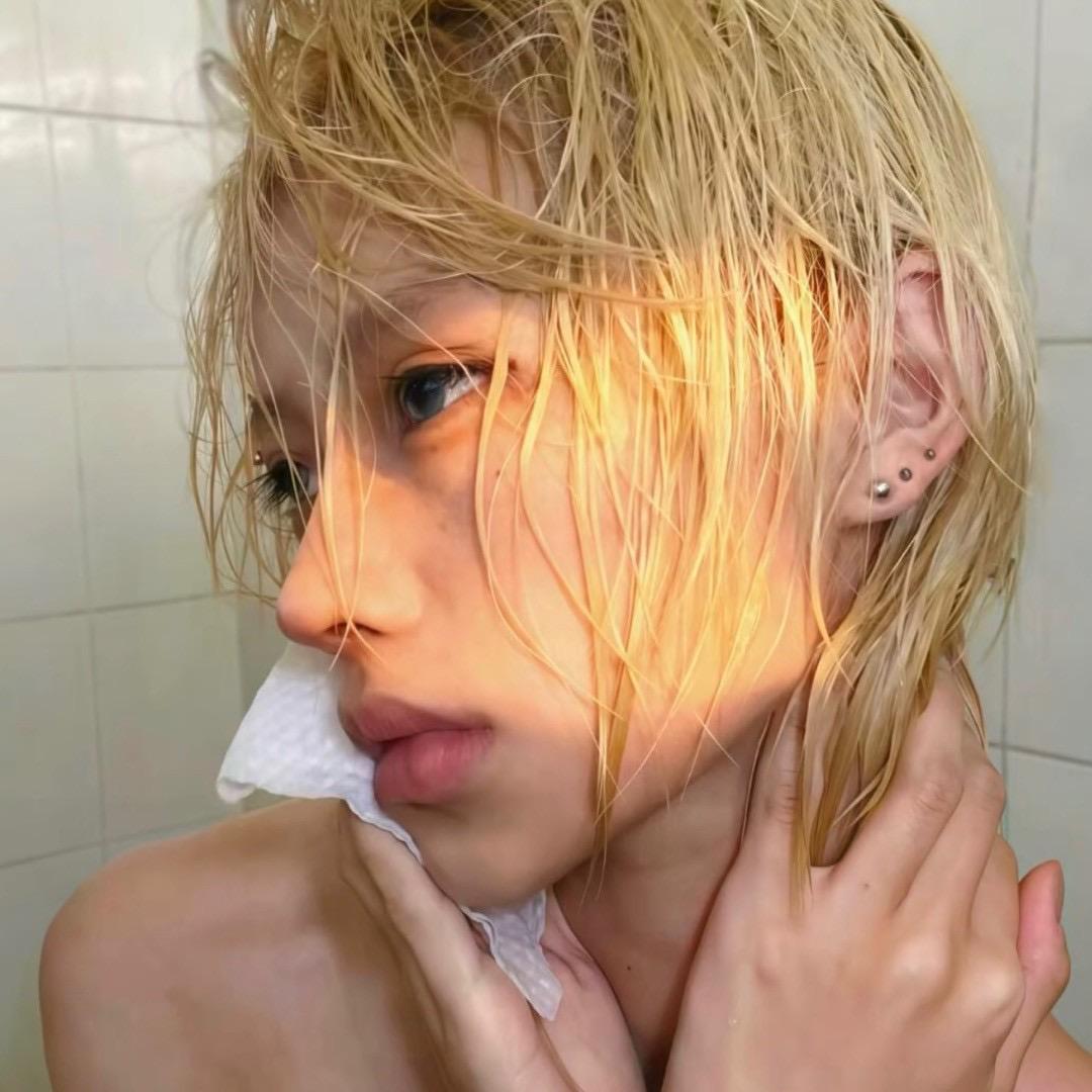 中二忧郁双子