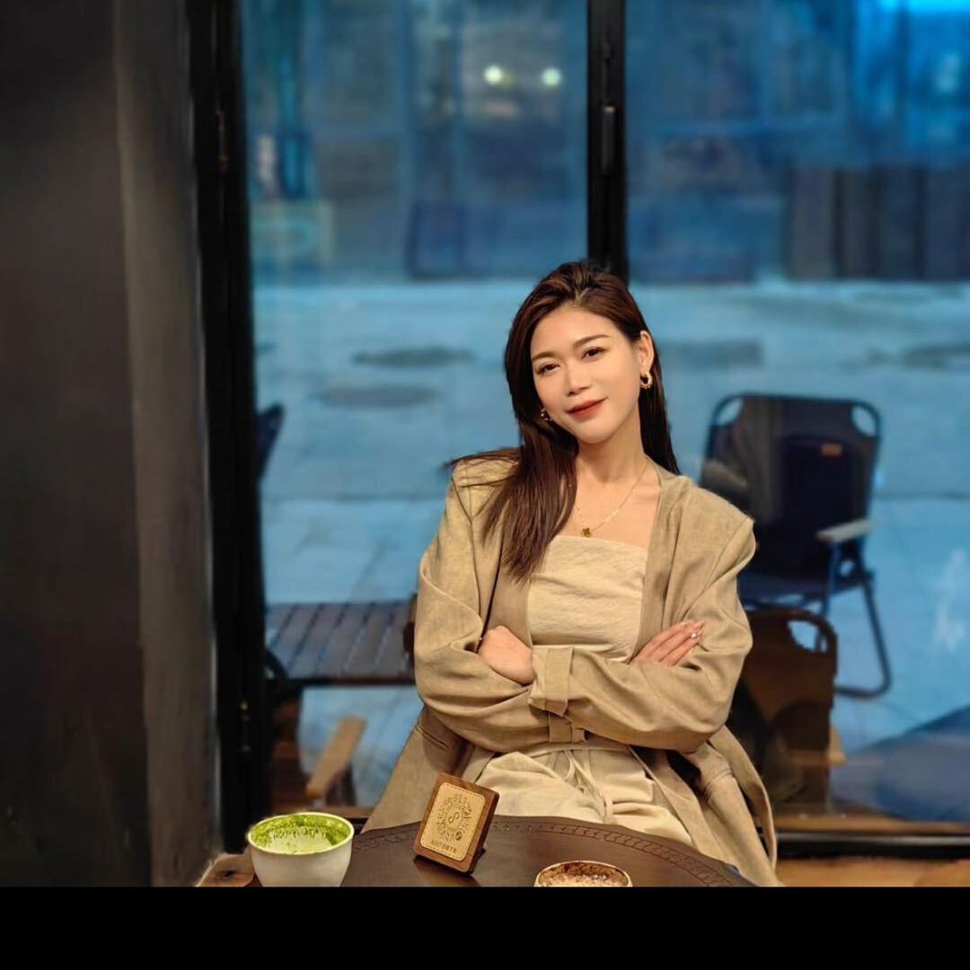 WOMEN.我们