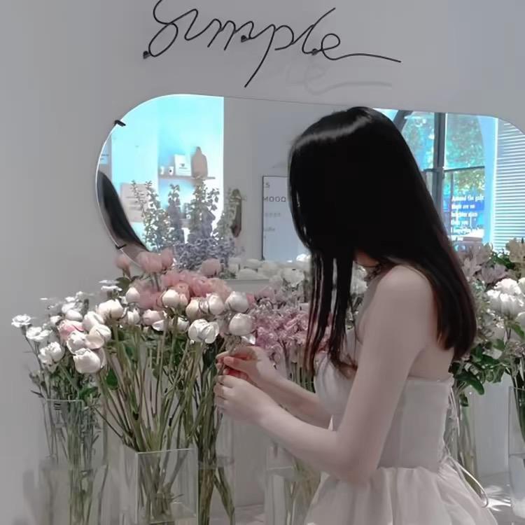 翡翠客服-点进来看✅