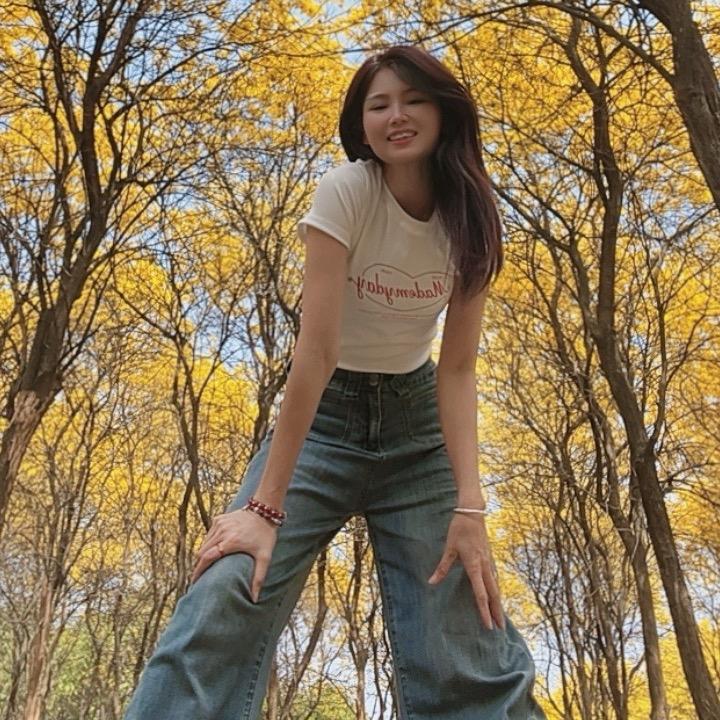 狂鲨小富婆（思思）