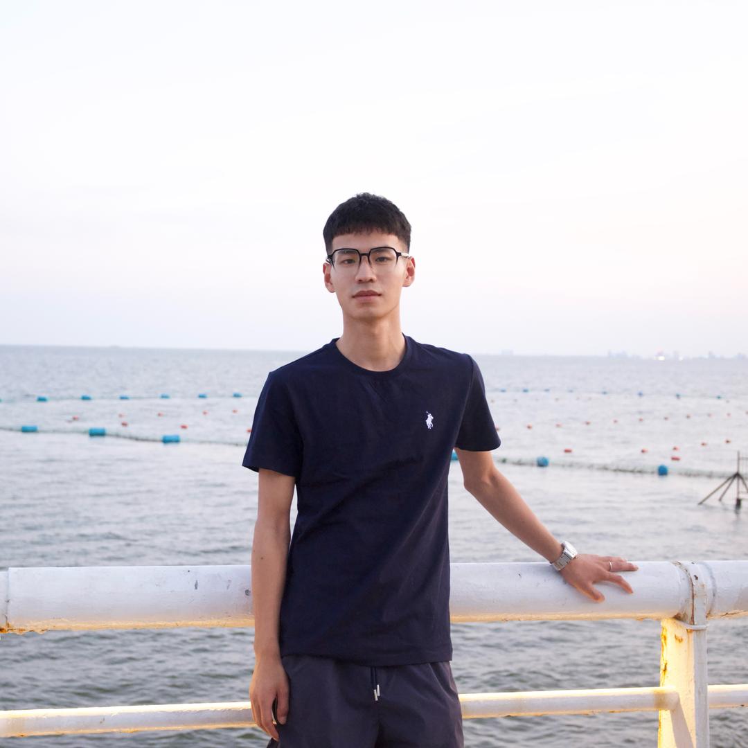 阿y-