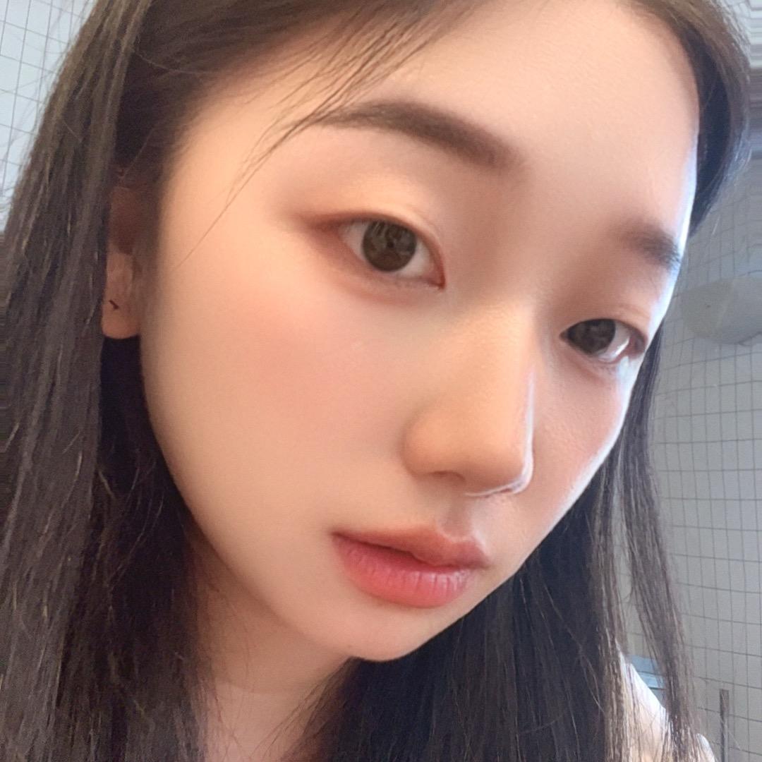 饱藏女孩