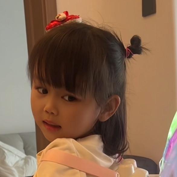 萌小曦