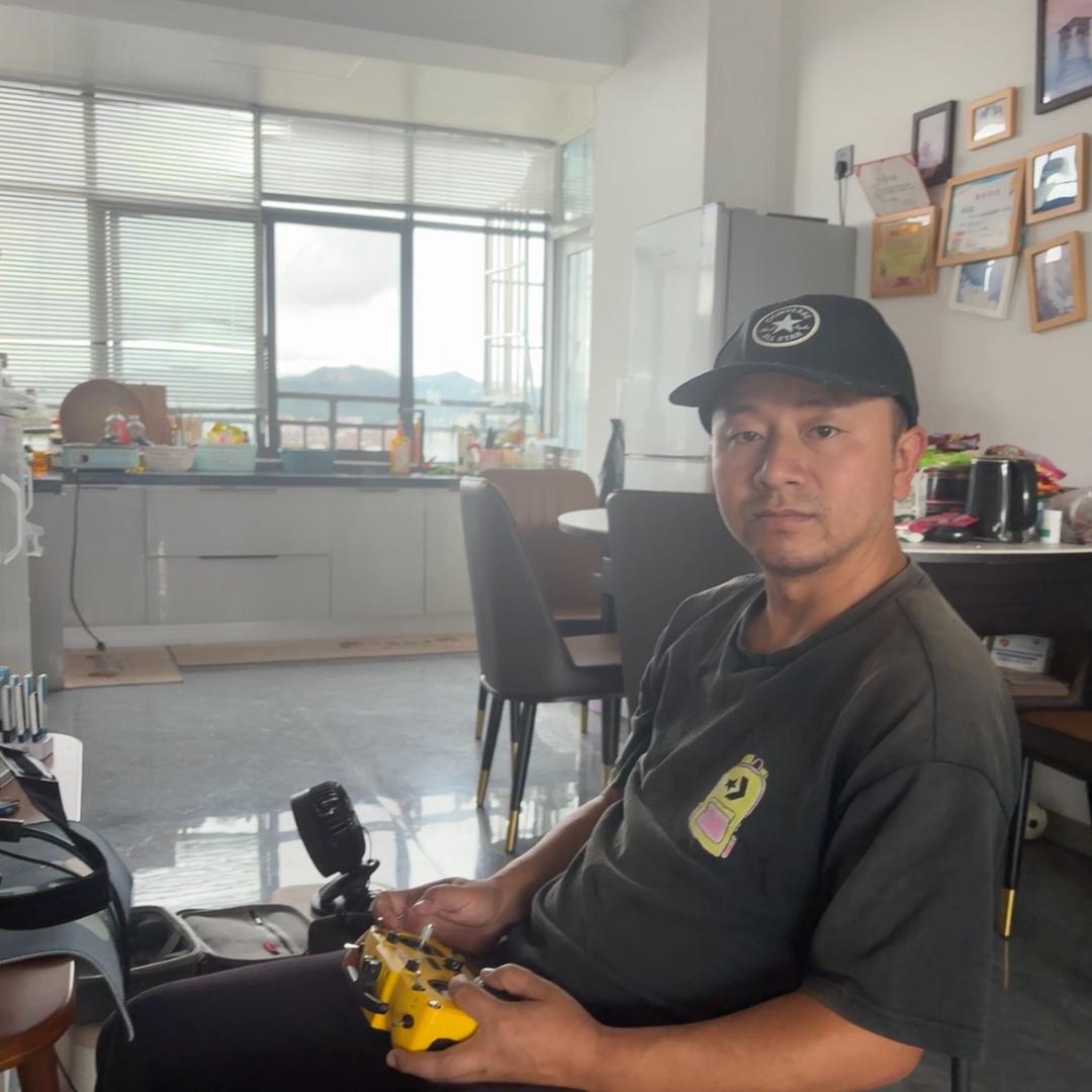 大雄的小跟班