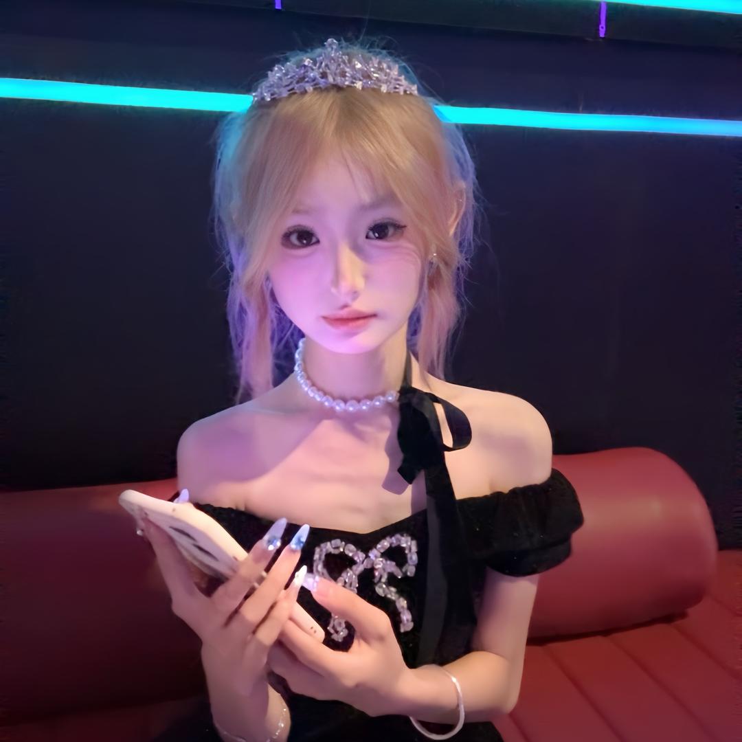 小姗宝^੭