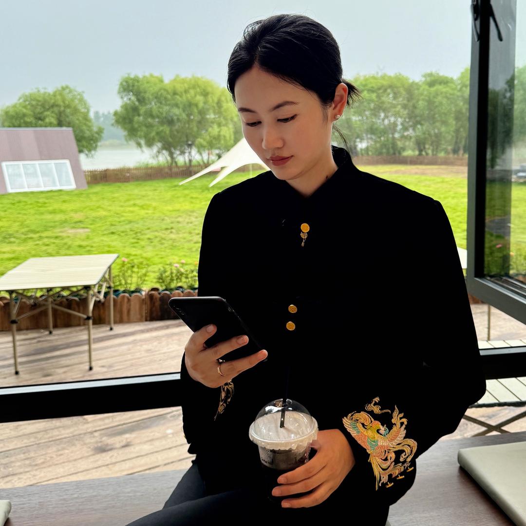 仇舒涵