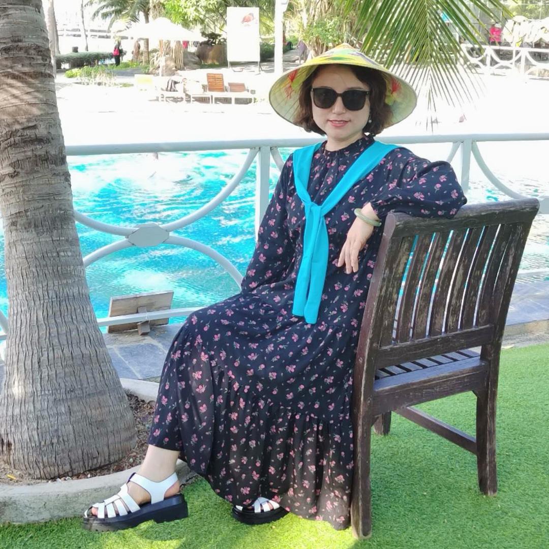 综合金融客户经理~何菲