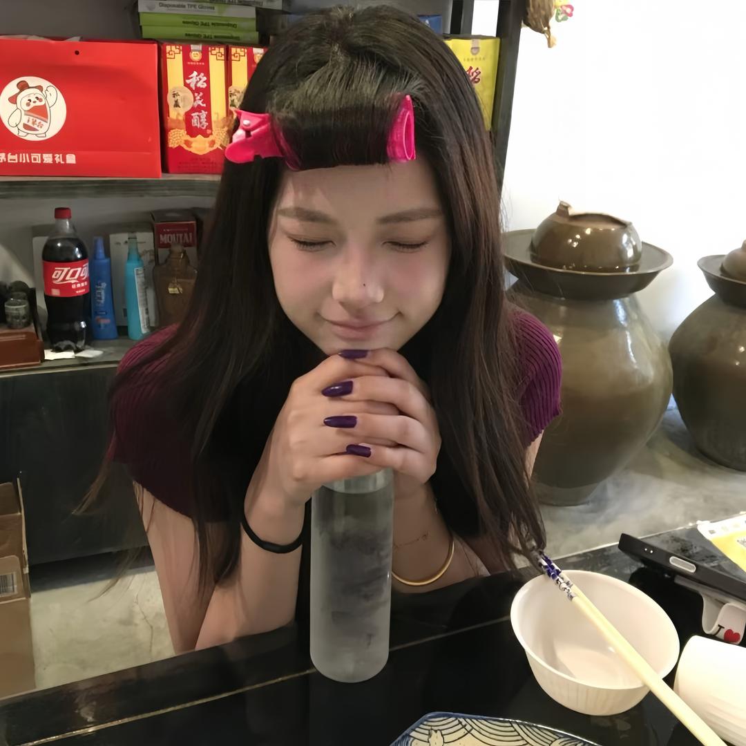 挽柒.