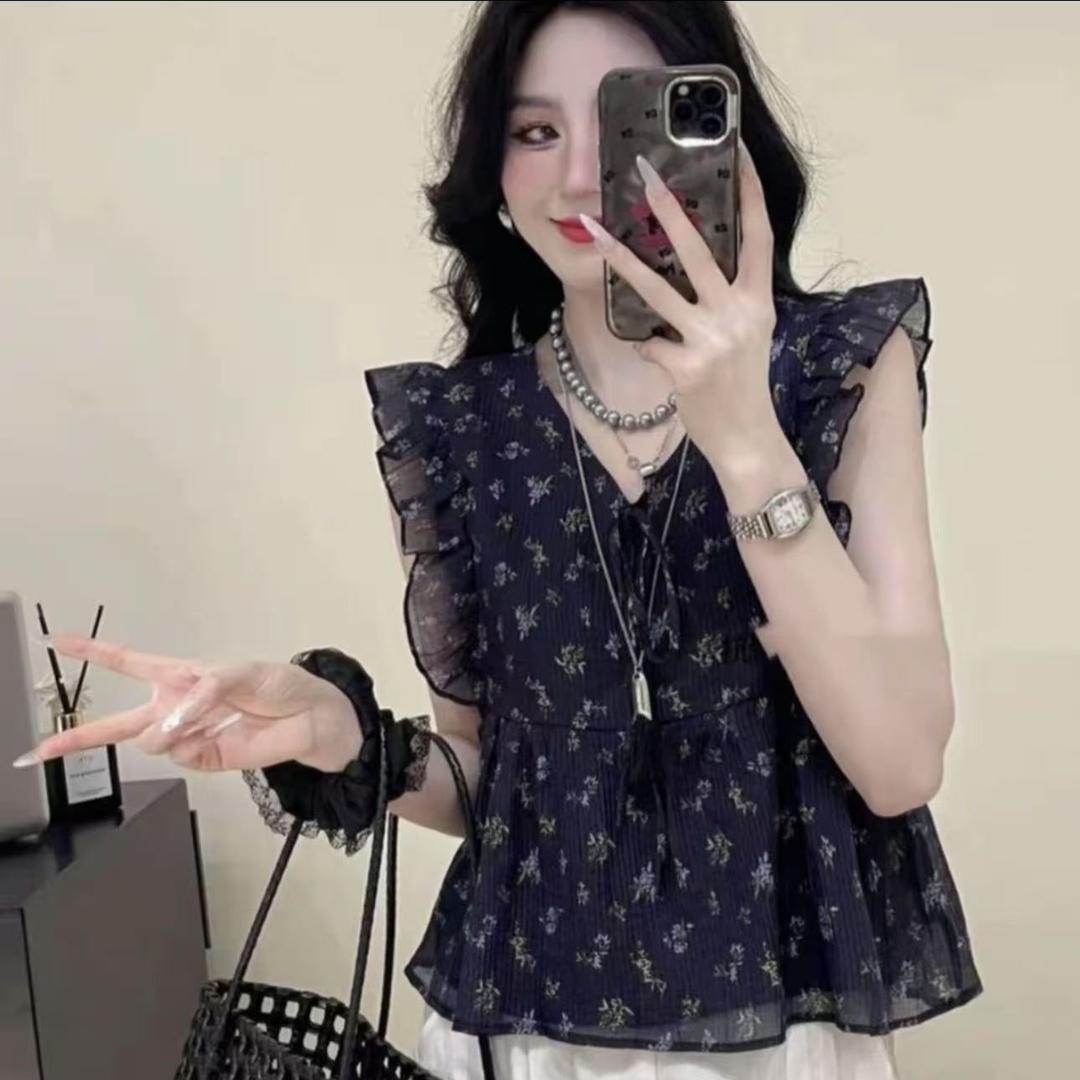 美女都爱穿的漂亮衣服