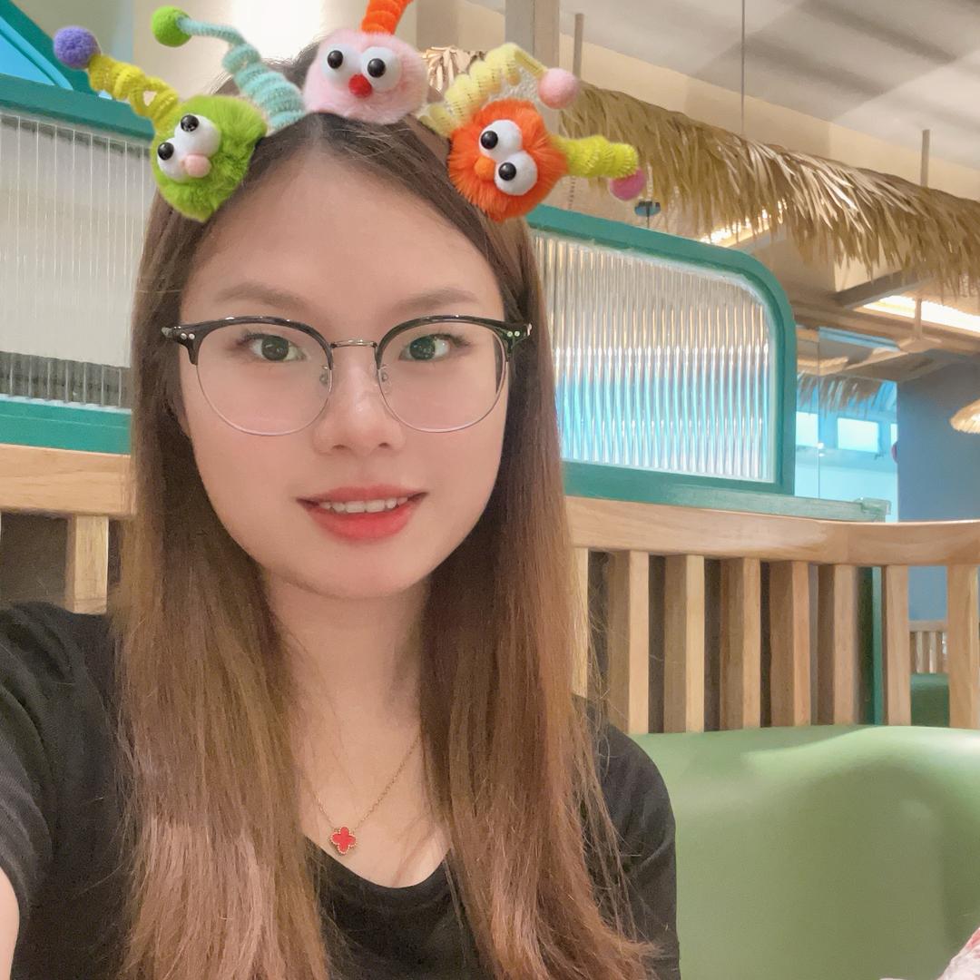 爱笑的婉欣❤️