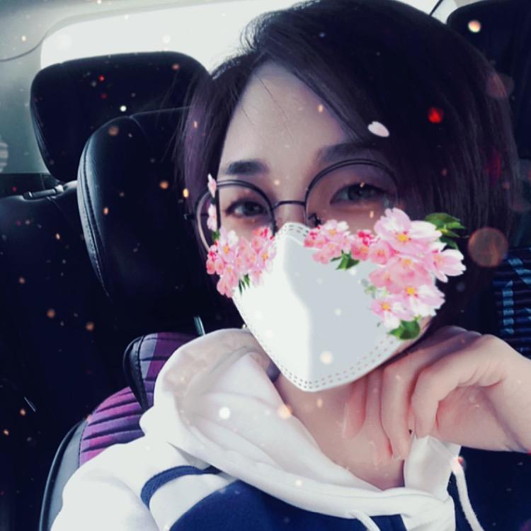 对你微笑😊纯属礼貌