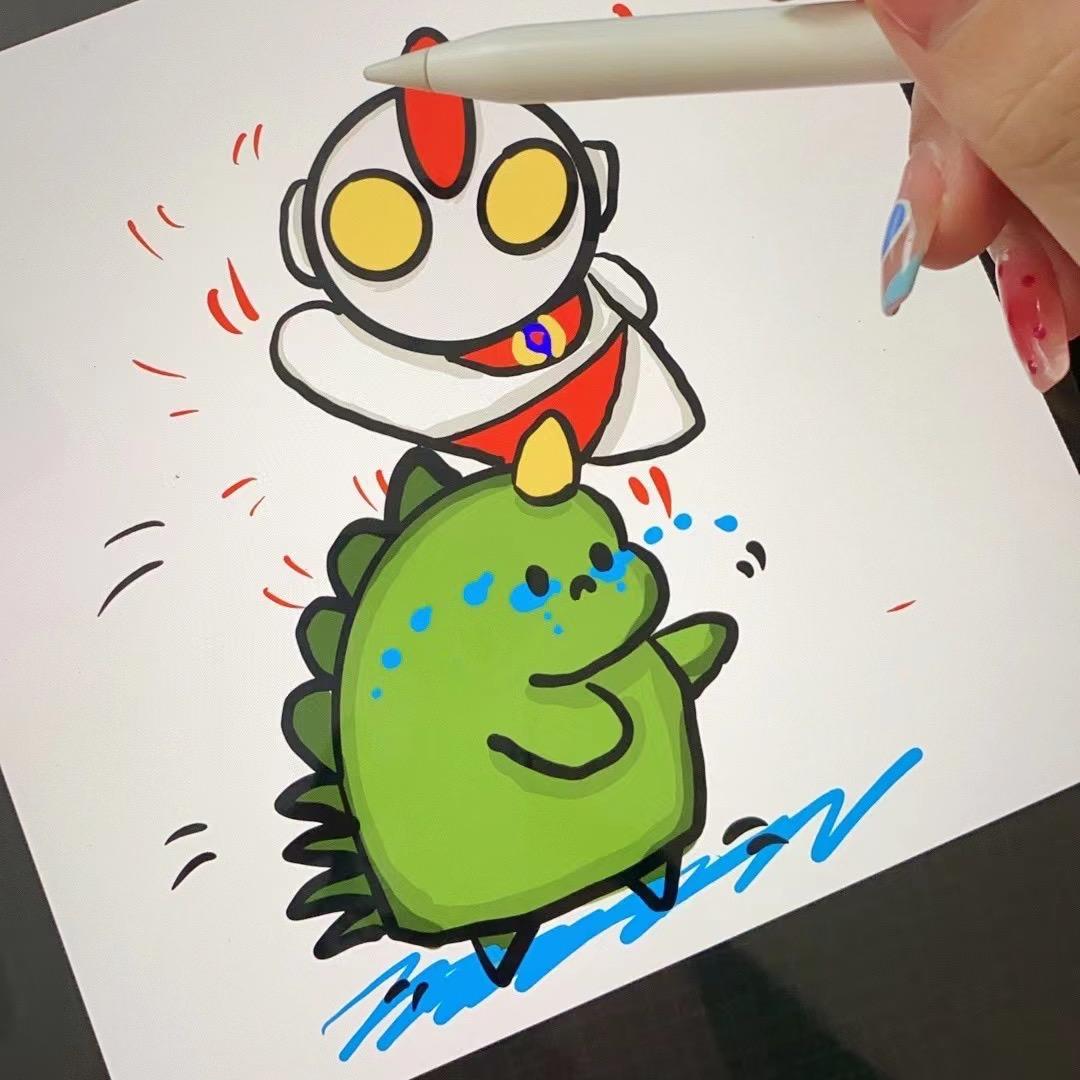 打小怪兽的凹凸曼