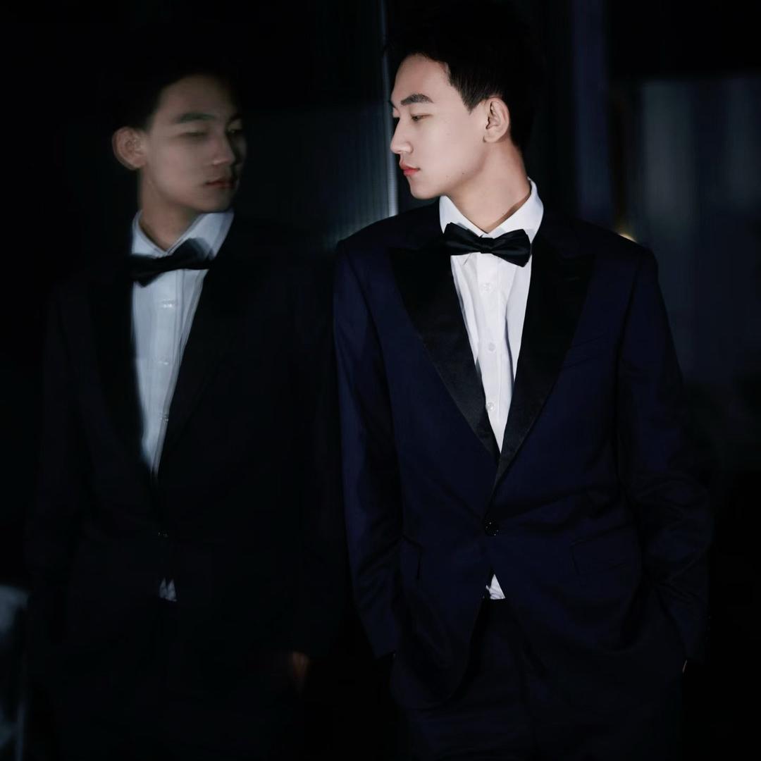 一只学说话的🦒