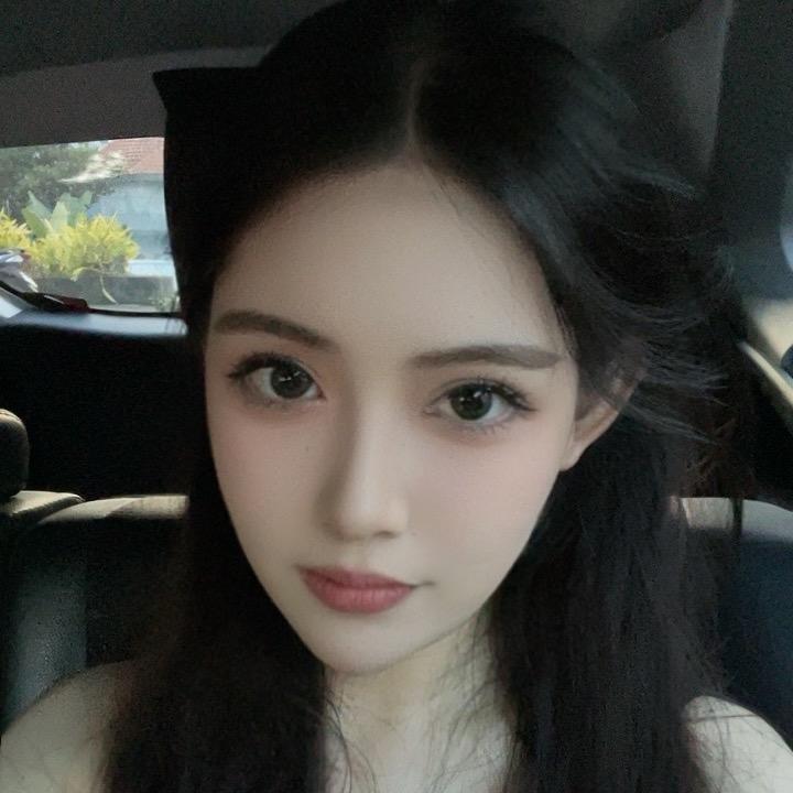 颜佳钰