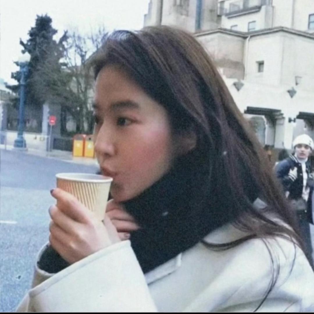 游游vivi