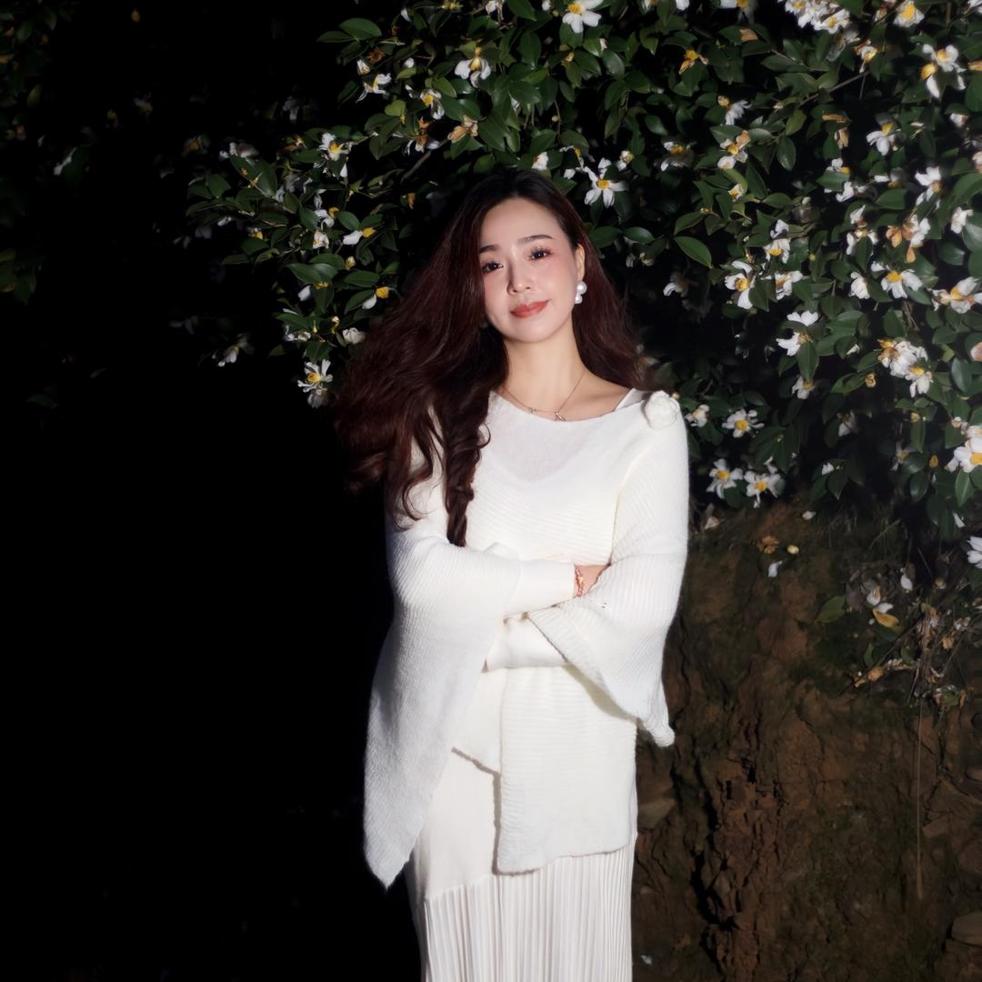 泸县璟修瑜伽～颜琳