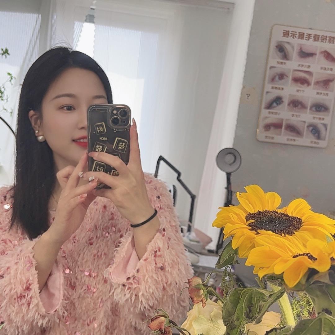 海豚美甲美睫