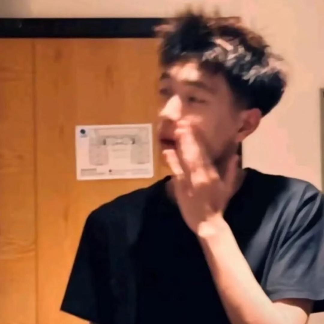 笑