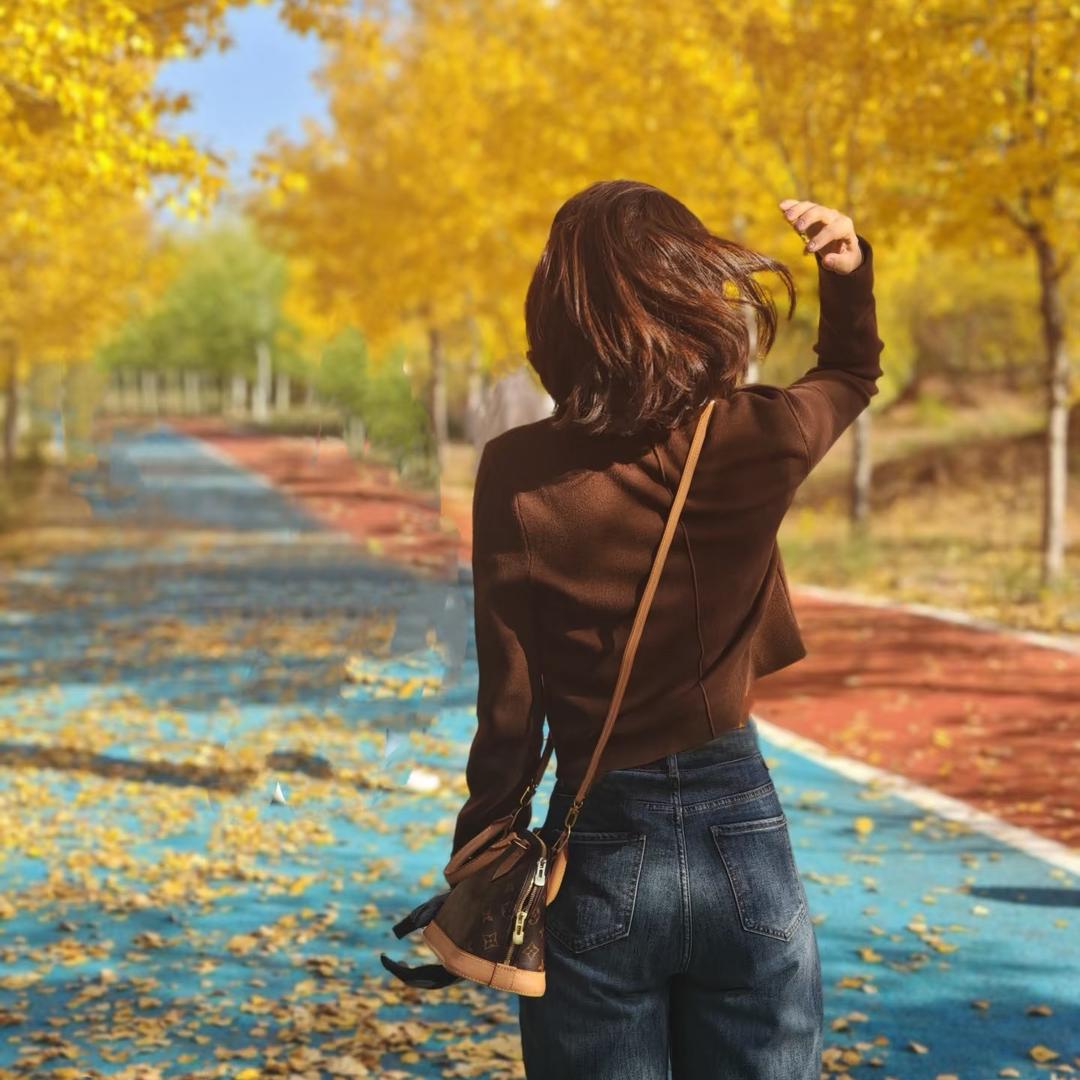 一抹🐎晨曦🍃