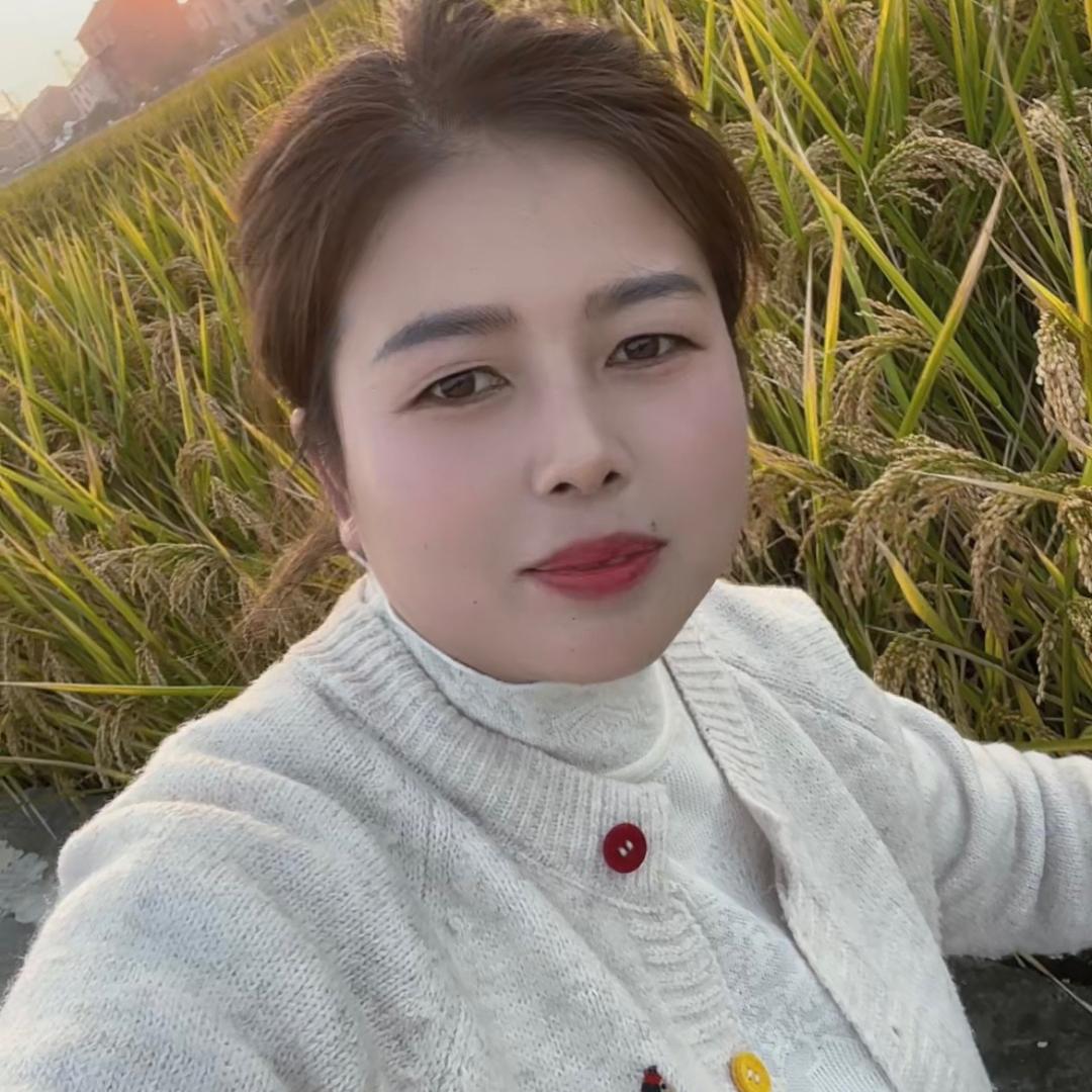 群姐吖
