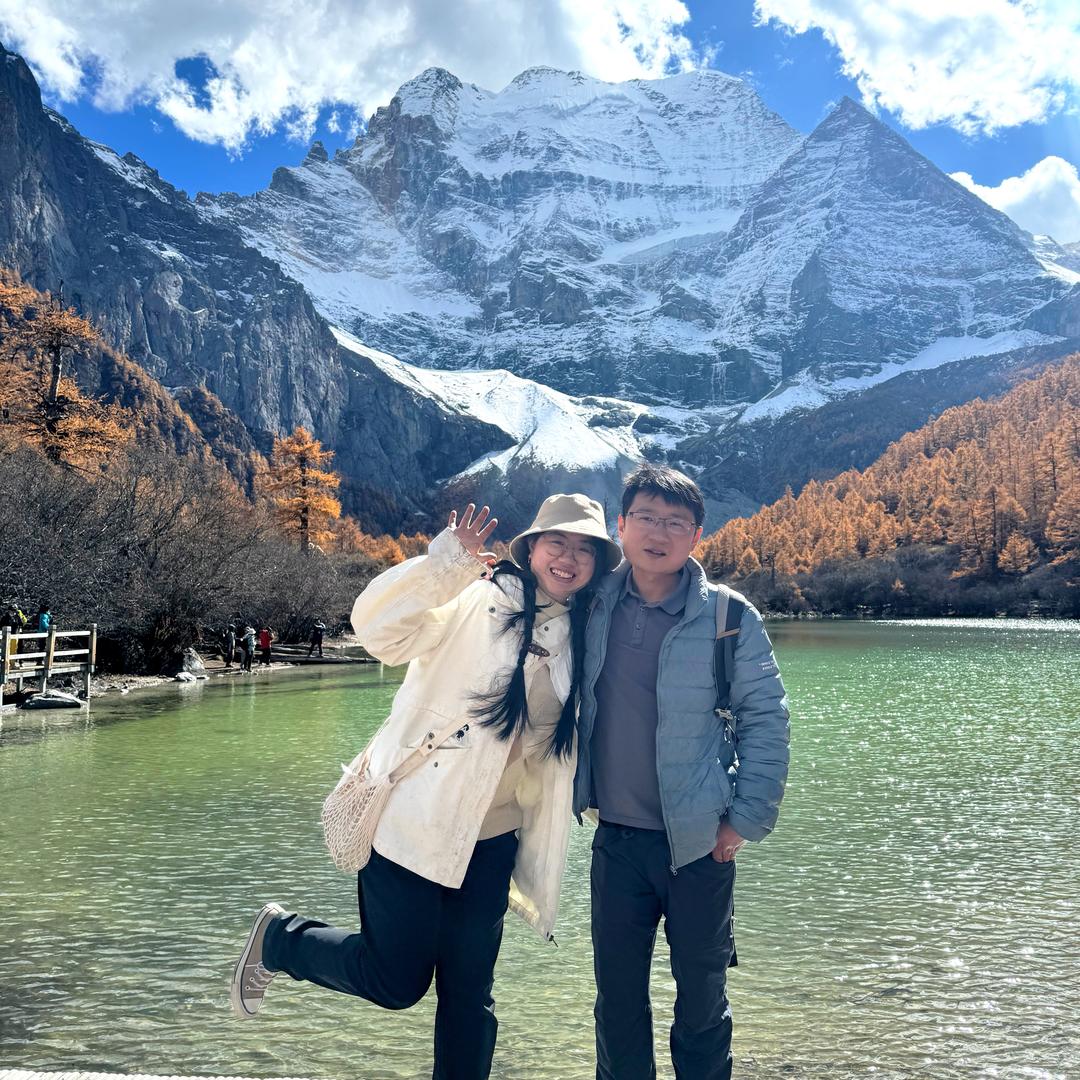 阿伟与阿娟的快乐生活