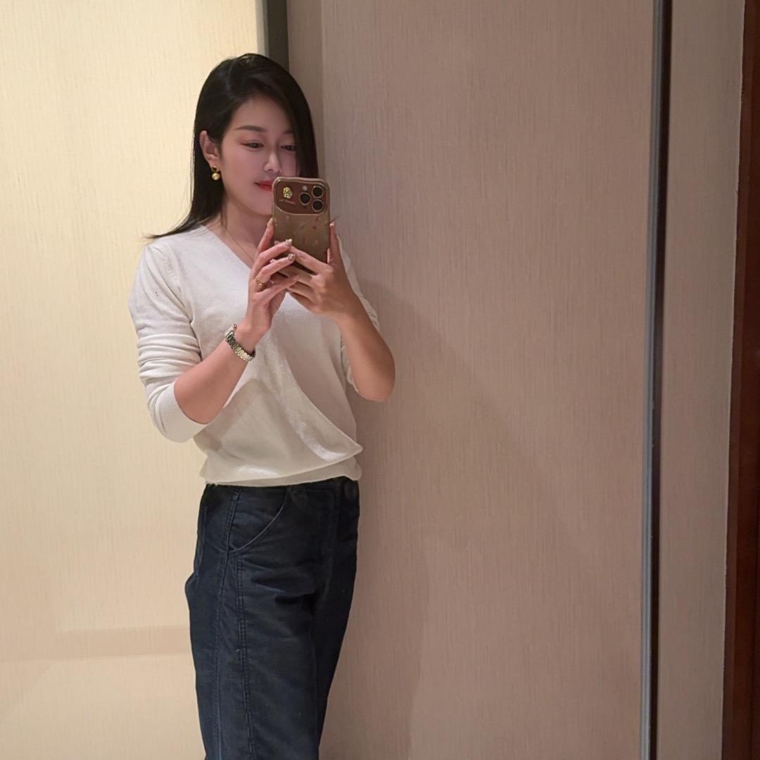 松间小筑艳
