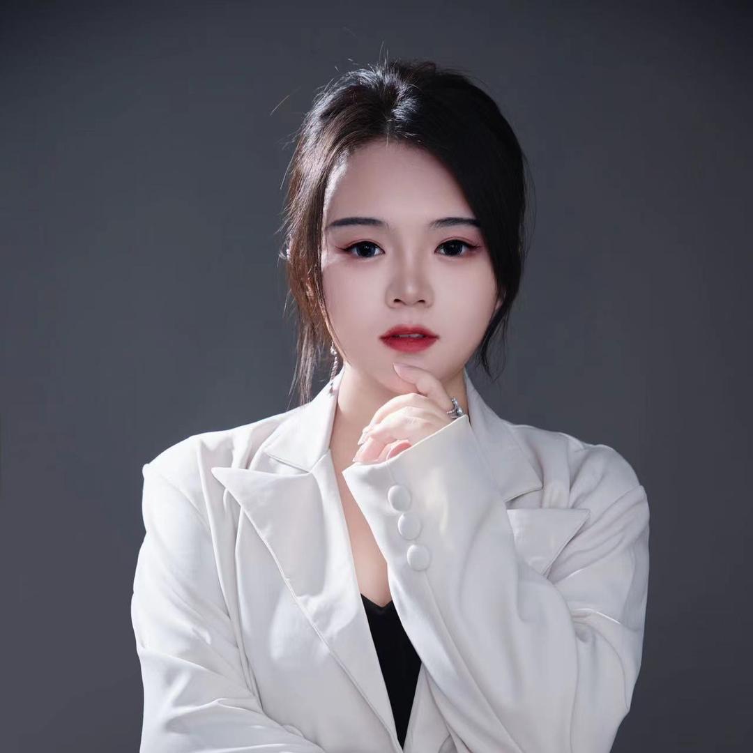 依依学姐吖
