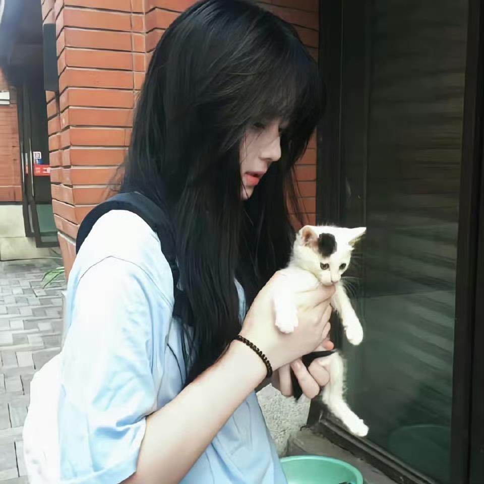 碳烤小肥杨.