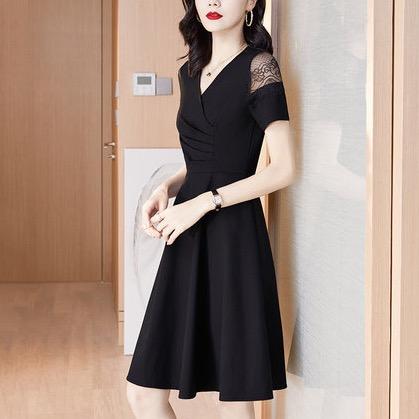 欧俪诗服饰穿搭