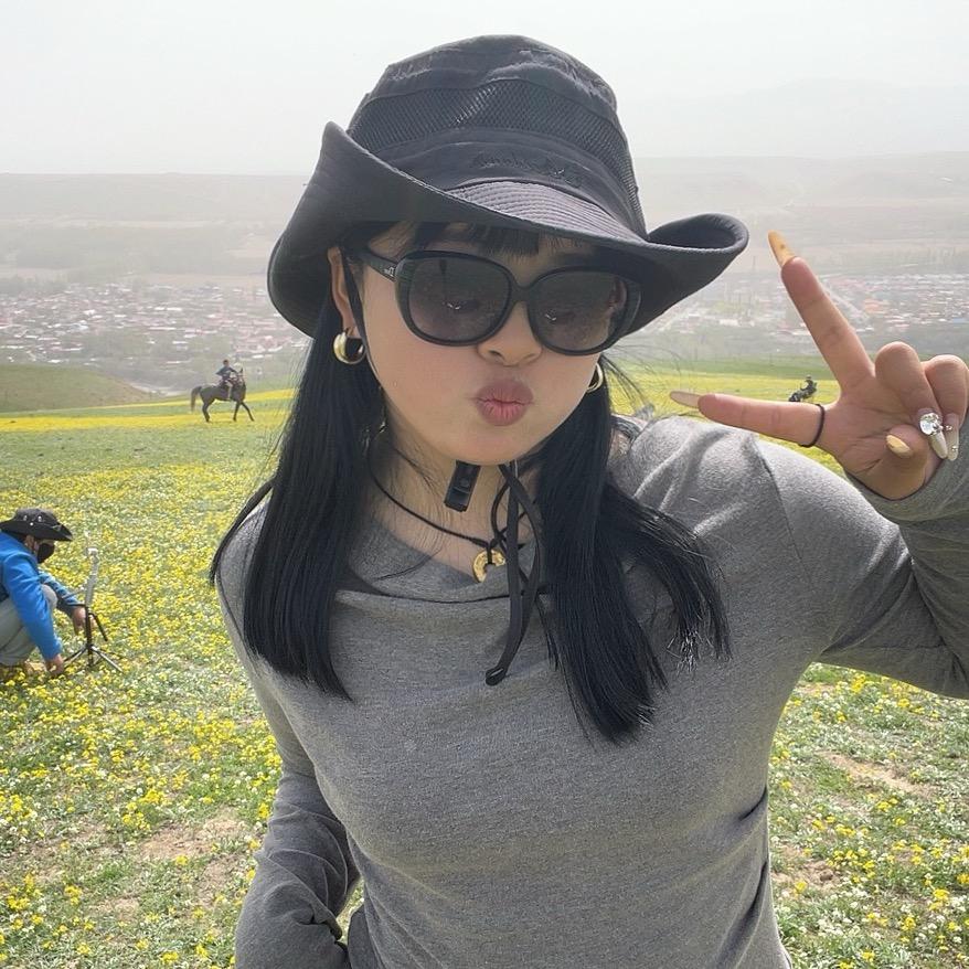 新疆万禾领队芊芊