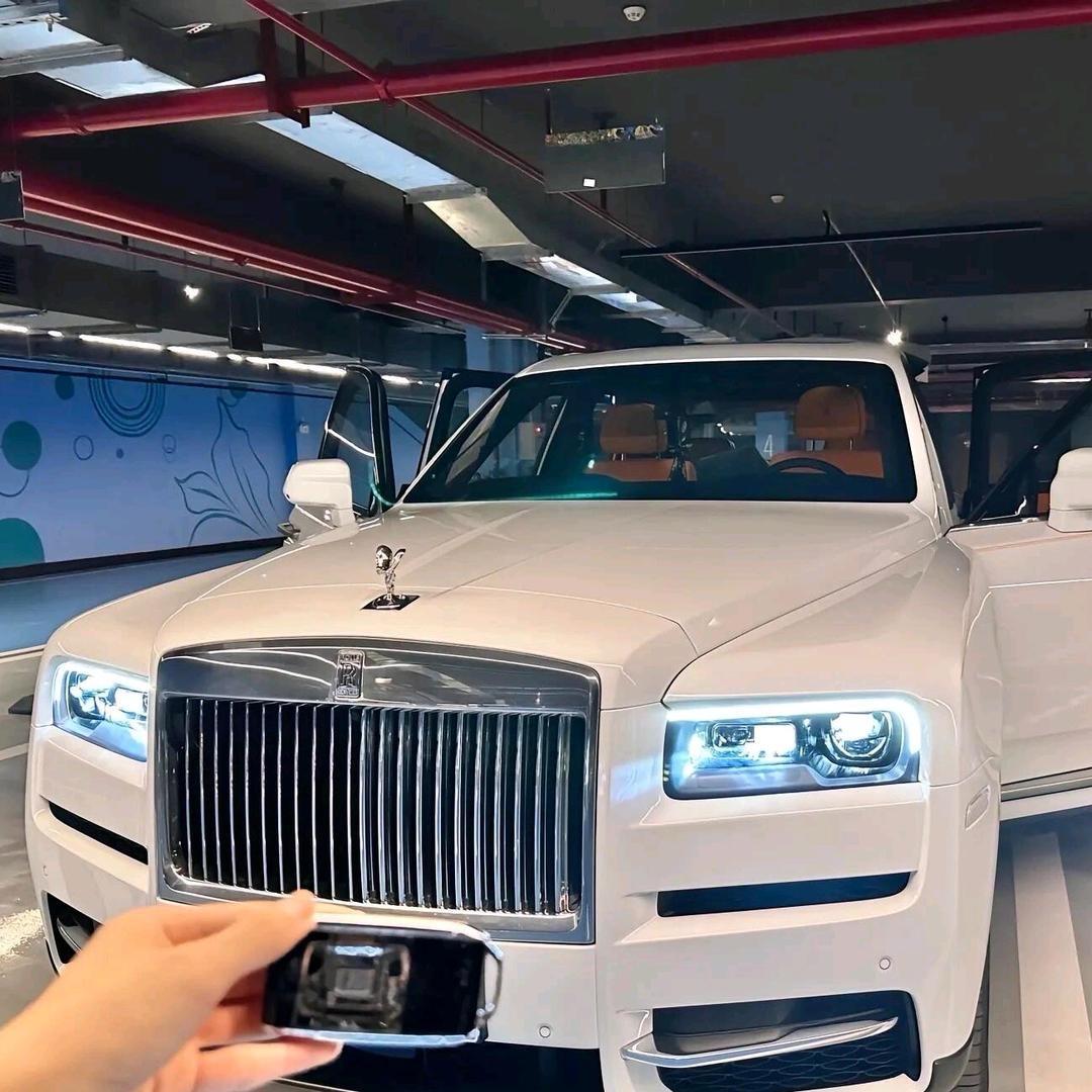 何氏集团🏆何灿