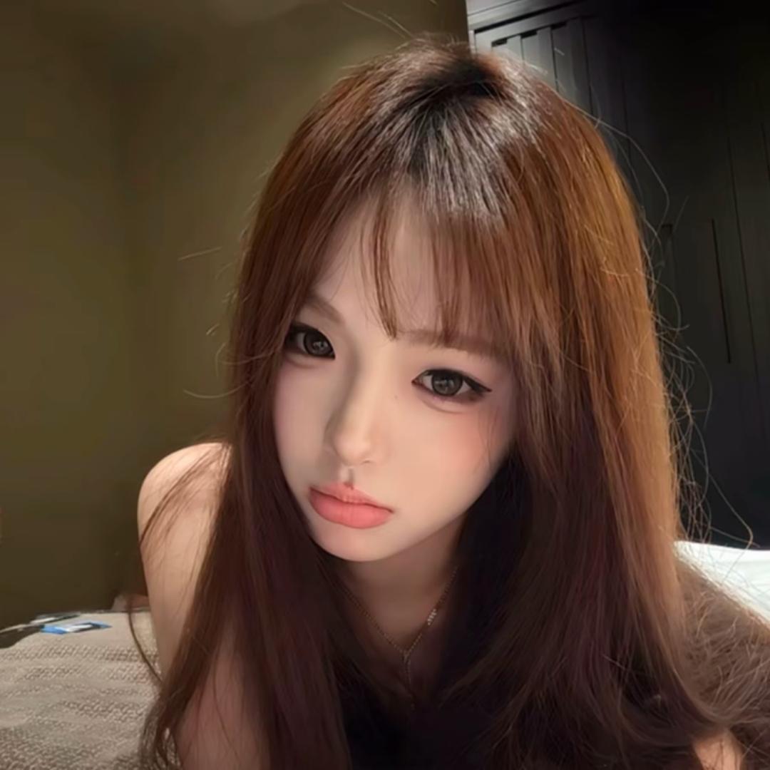 初見^