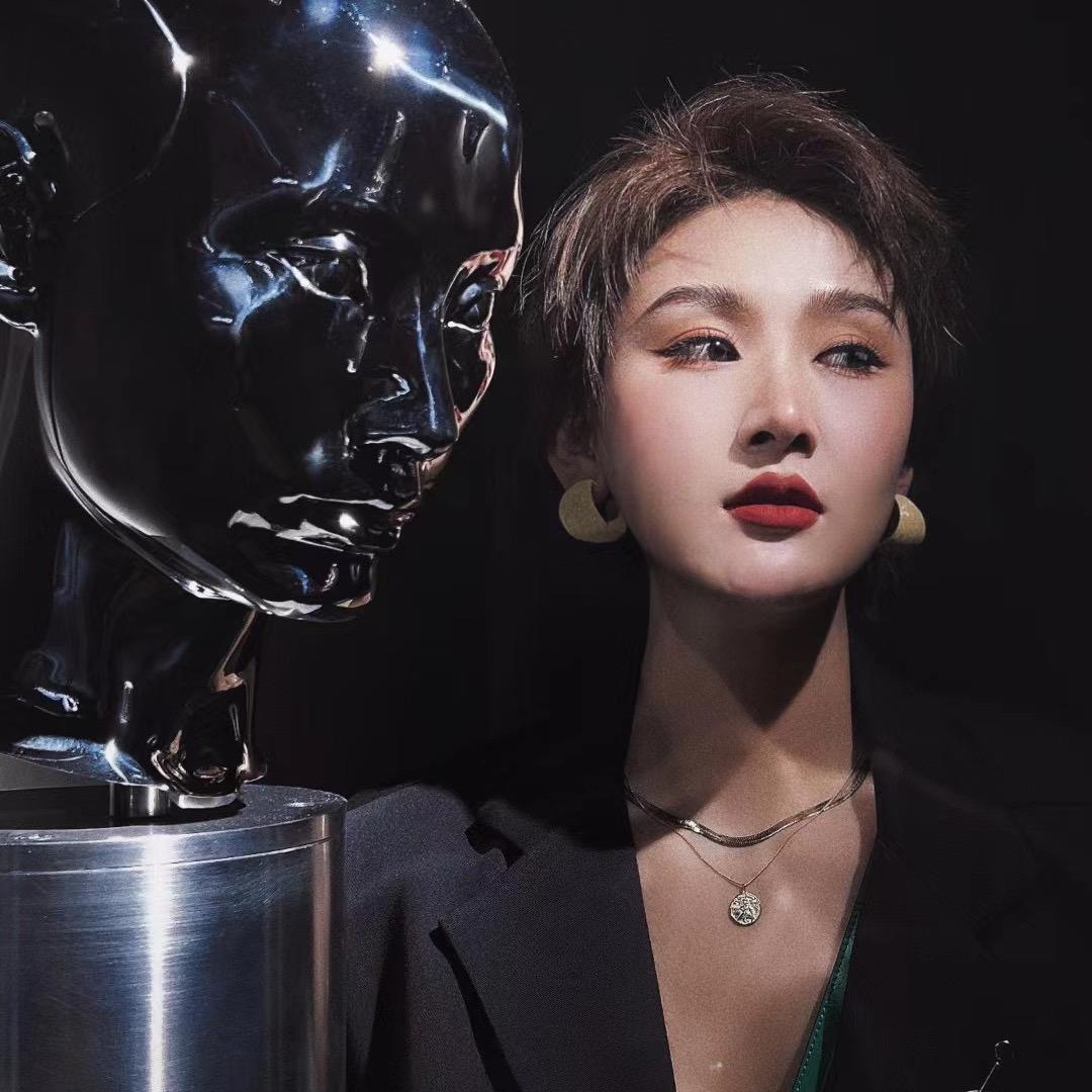 kiki–郑州发型设计