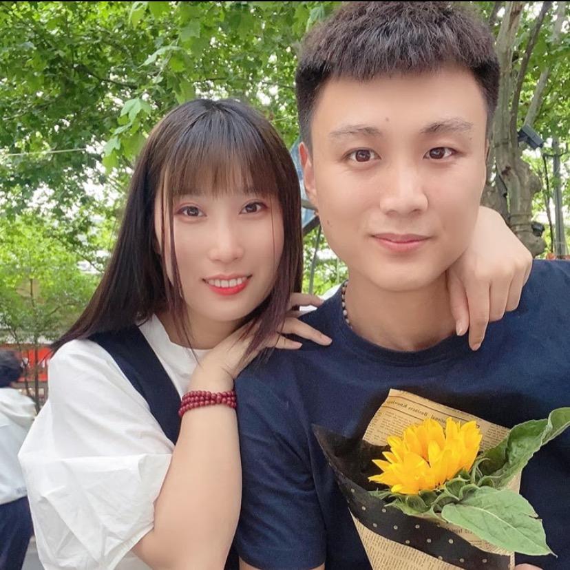 张馨夫妇记录生活