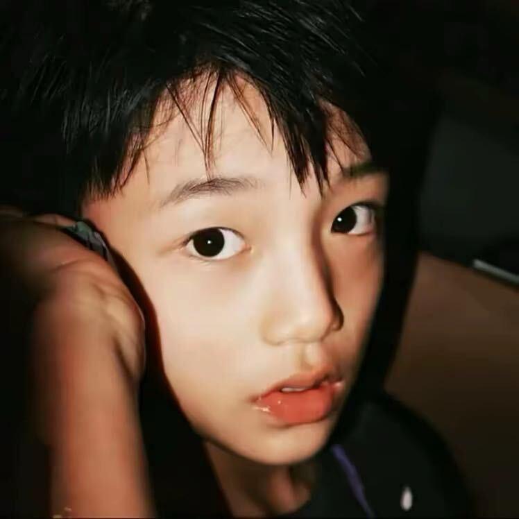 Y ㅤㅤㅤㅤㅤ ㅤㅤㅤㅤ