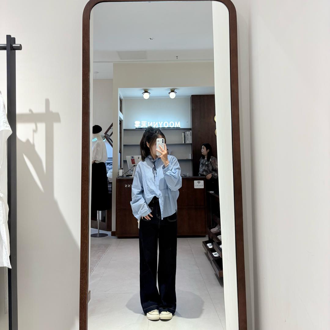 茉零女装壁山店何一