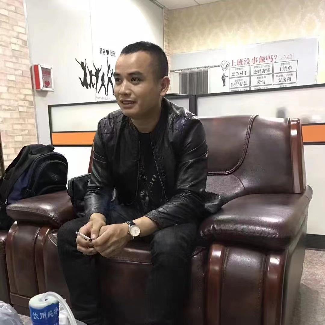 鸿玛汽车（阿杰）