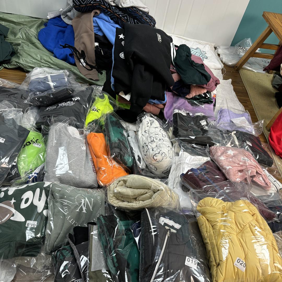 小燕子服装工厂